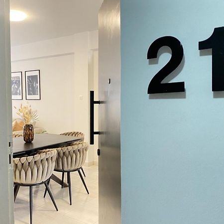 Central Boutique Twenty One Никосия Экстерьер фото